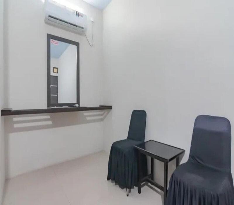 ホテル Tw Penginapan Syariah チアンジュール エクステリア 写真